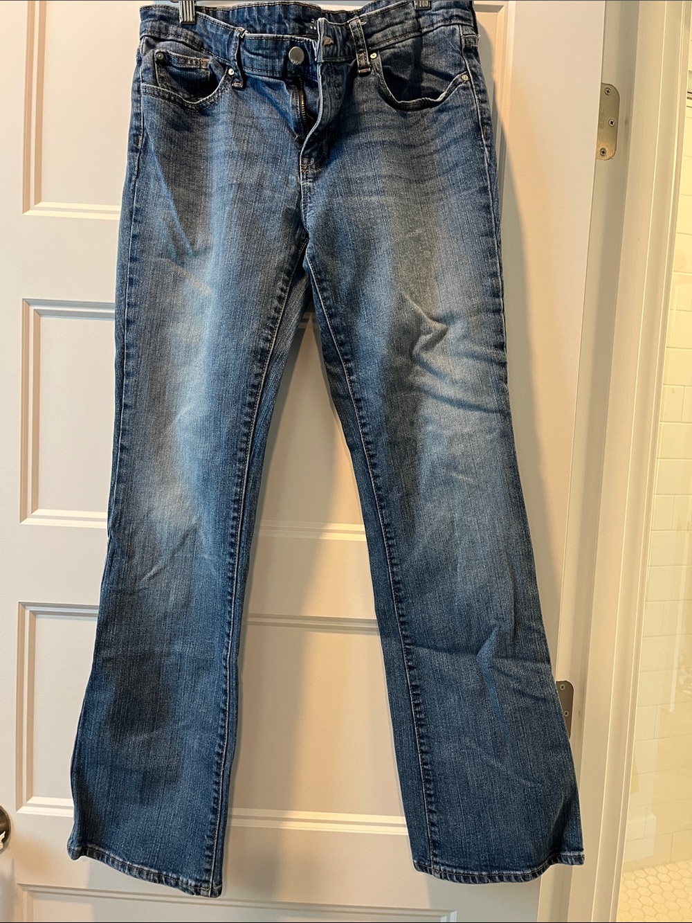 GAP Classic Medium Wash Straight-Leg Jeans